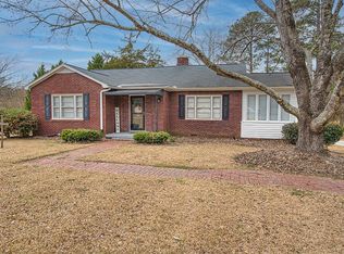 114 Snyder Rd, Greenwood, SC 29646