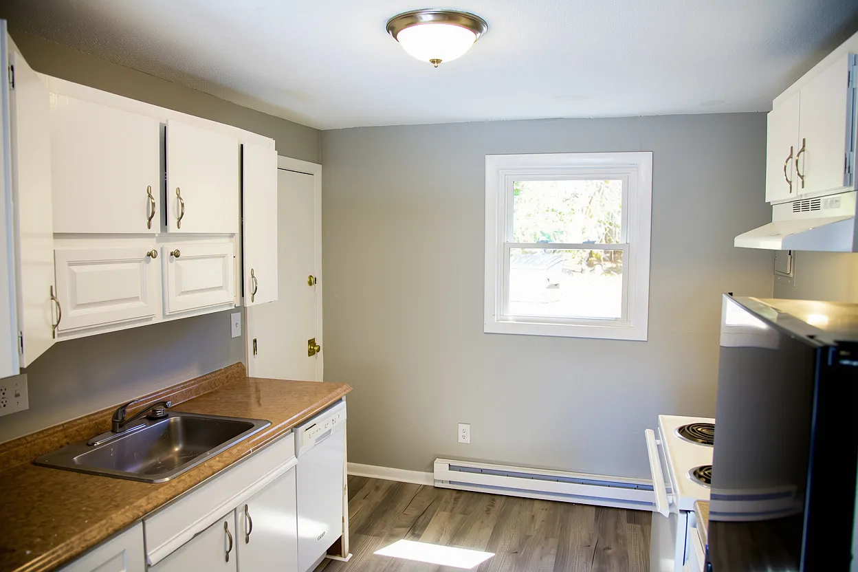 2 bed, 900 sqft, $1,675 — Photo 4