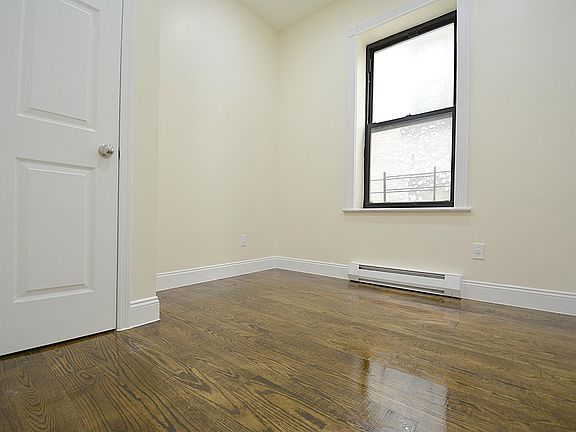 3rd image of 523 W 135th St APT 3B