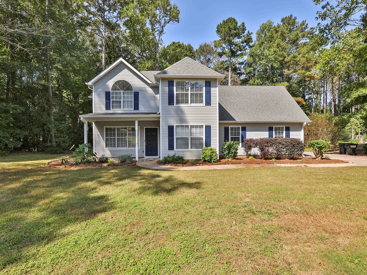3 bed, 2.5 bath, 1878 sqft, $2,650 — Photo 1