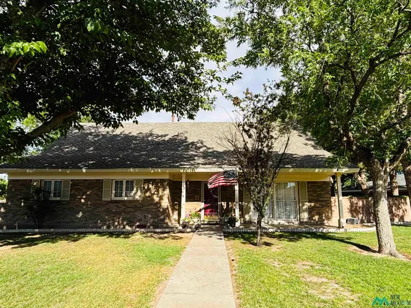 3013 Bandolina Ave, Roswell, NM 88201