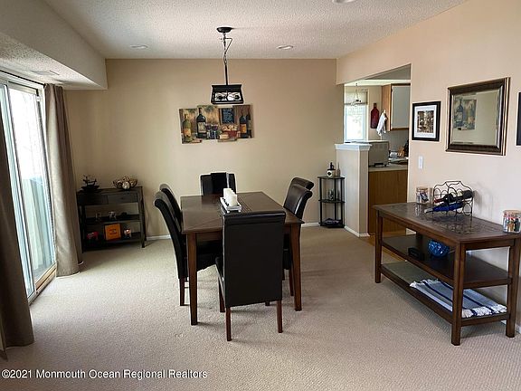 5th image of 802 Schley Ave