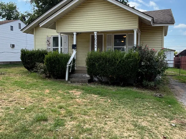 3932 E Admiral Ct, Tulsa, OK 74115