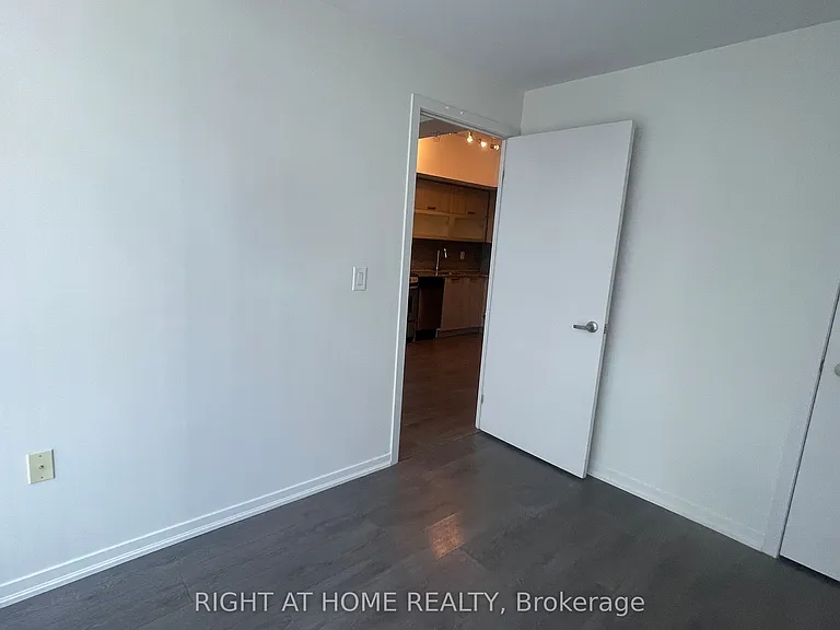 36 Lisgar St #Penthouse 03W — Photo 15