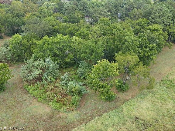 5th image of Choctaw Ave