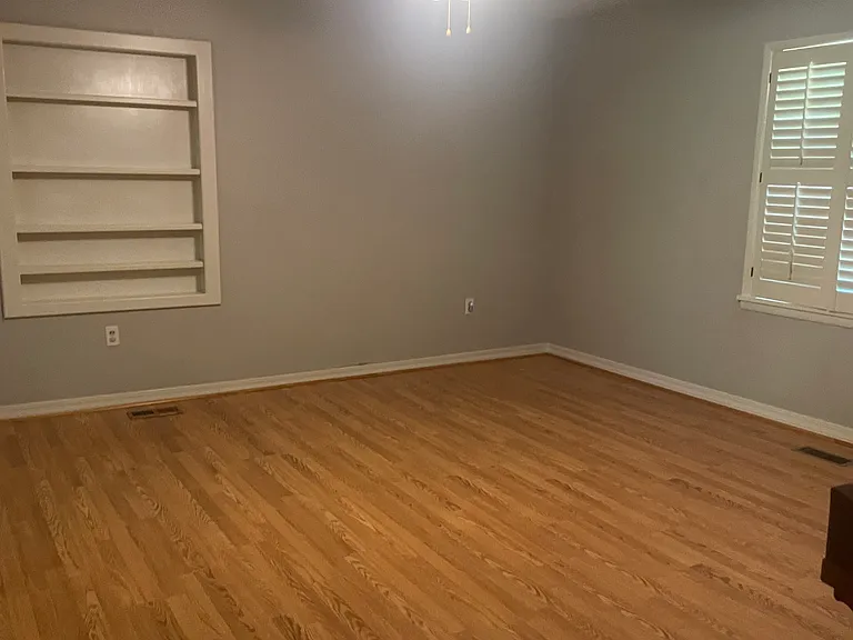3232 Washington Rd — Photo 2