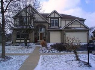 4N480 School Rd, St Charles, IL 60175