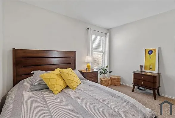 8228 High Garden St — Photo 7
