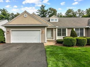 302 Pinehurst Dr UNIT 302, East Longmeadow, MA 01028