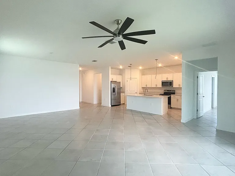 8318 Waterscape Rd — Photo 16