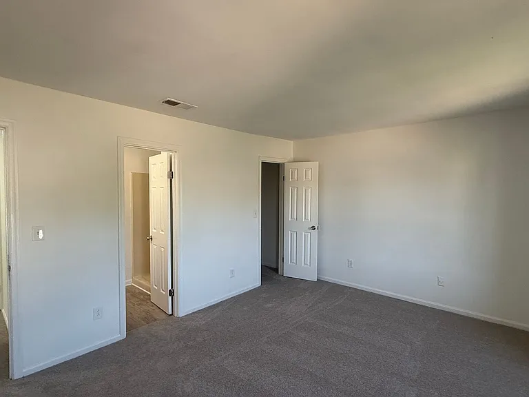 5403 Scholarship Dr — Photo 10