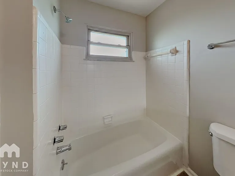 1525 Francisco Rd — Photo 18