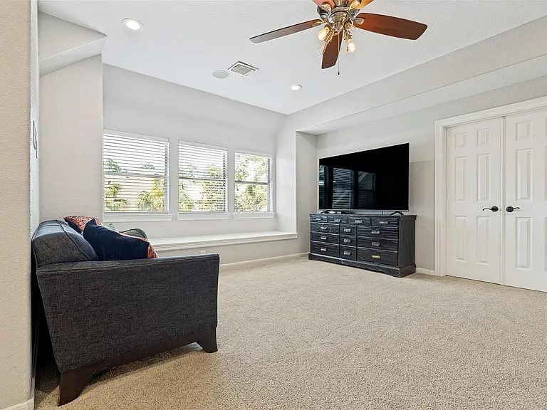 6011 Shady Alcove Ct — Photo 19