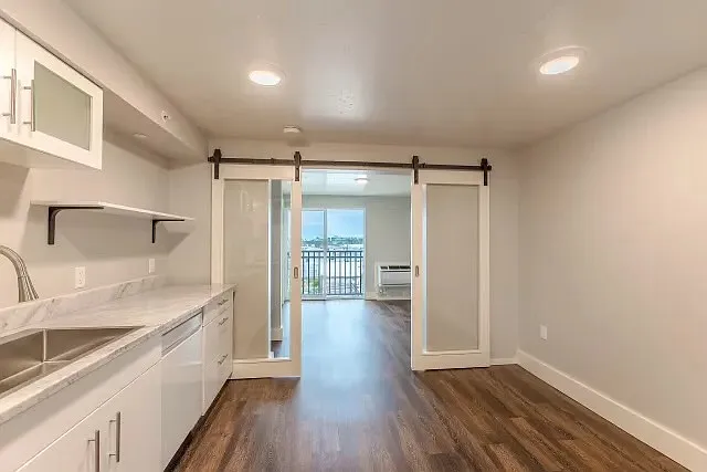 803 Waimanu St #404 — Photo 2