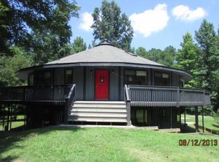 70 Woolyworm Dr, Pittsboro, NC 27312