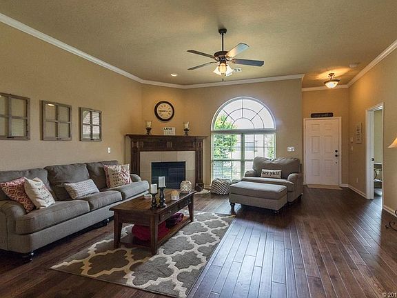 5th image of 3206 E Fairmont Pl