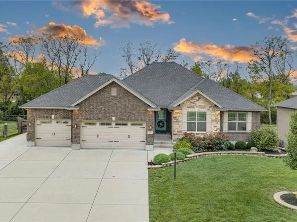 156 Wolf Creek Ct, Franklin, OH 45005