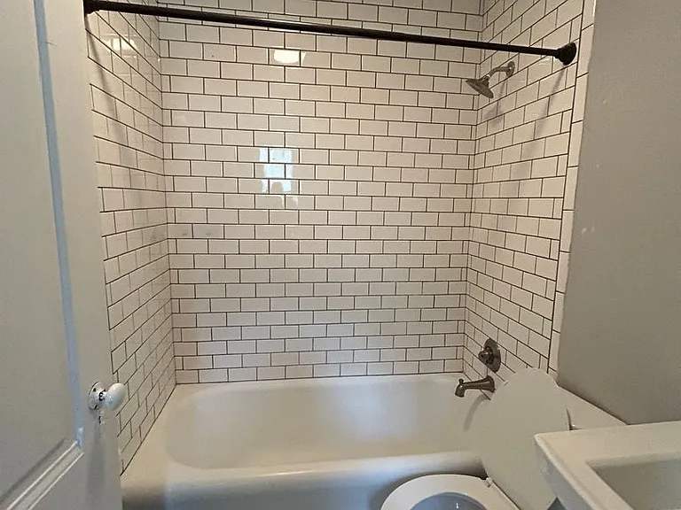 520 W 7th St — Photo 12