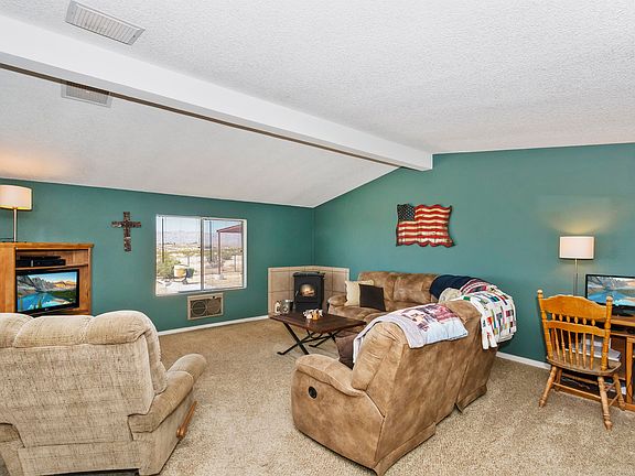 4th image of 69378 Kachina Dr