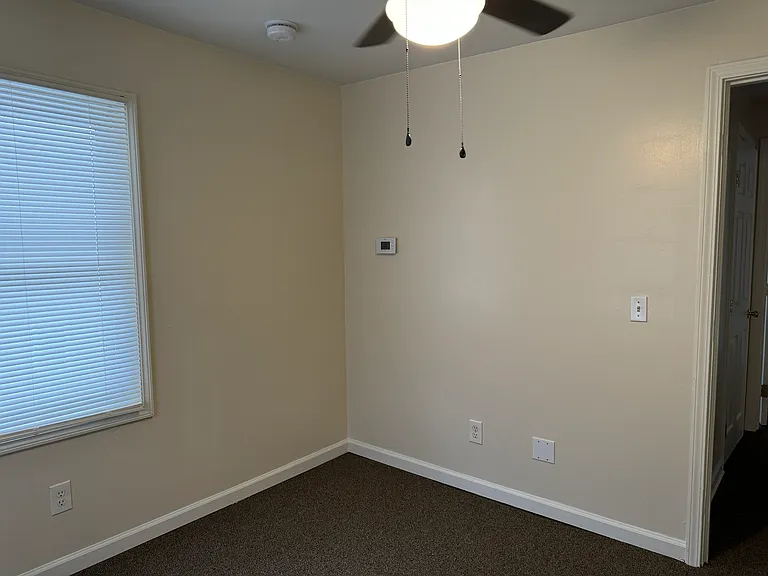 435 Brooks Ave #UP — Photo 27