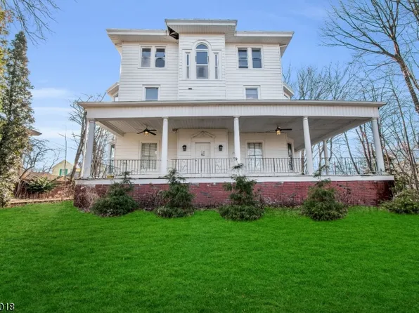56 Abington, Newark City, NJ 07104