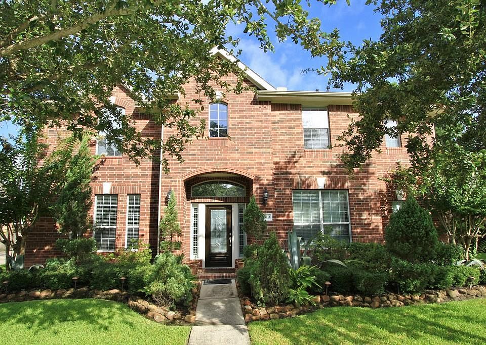 1st image of 18519 N Roaring River Ct