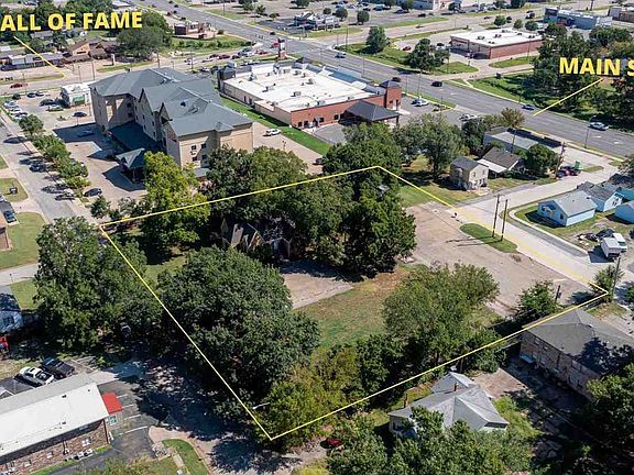 3rd image of 229 N Husband St