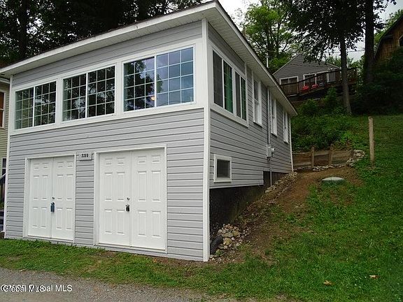5th image of 2255 Oaks Road