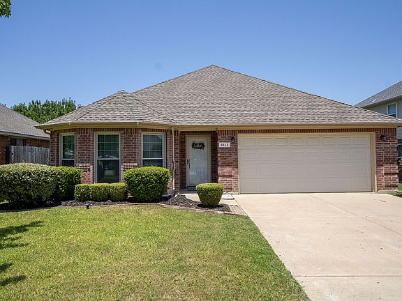 2nd image of 1613 Cowtown Dr