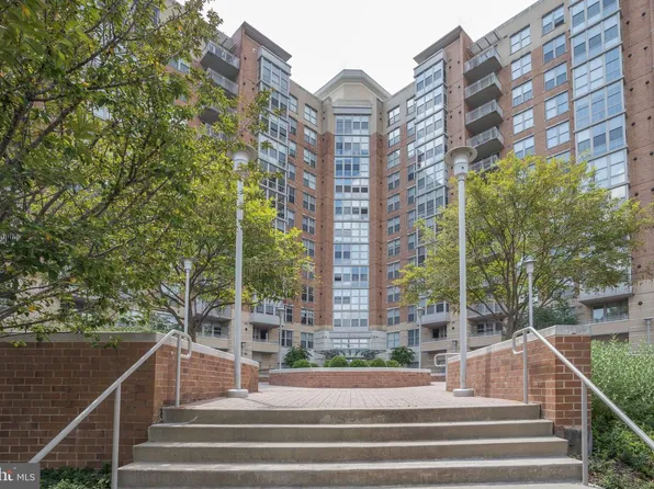 11800 Sunset Hills Rd Unit 826, Reston, VA 20190