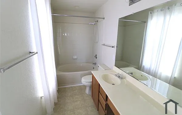 4915 Arizona Bay — Photo 12