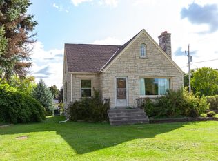 6104 N 115th St, Milwaukee, WI 53225