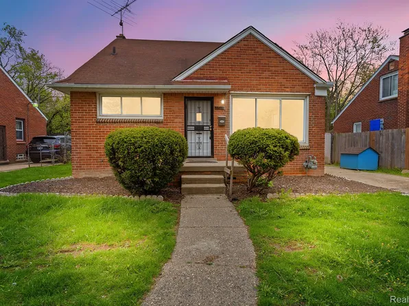 12050 W Parkway St, Detroit, MI 48239