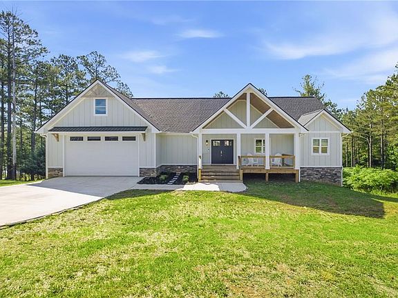4th image of 511 Sandy Lake Ln