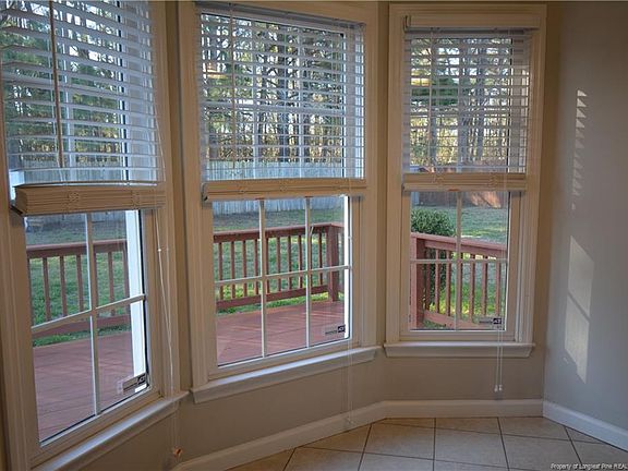 4th image of 4229 Achilles Dr