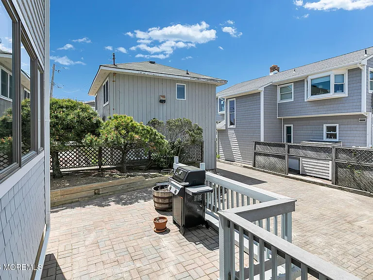 304 Oceanfront — Photo 47