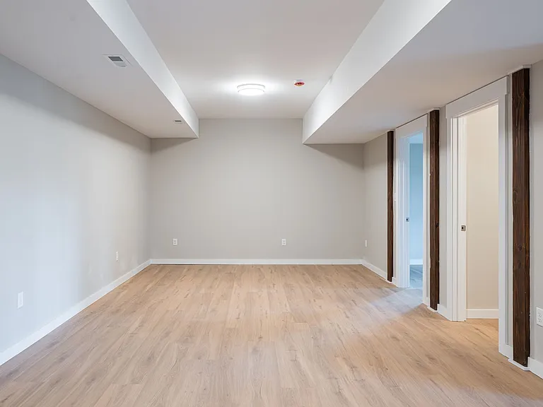 1487 Golf Course Rd — Photo 35