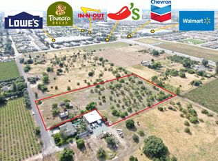 68 Taylor Rd, Lodi, CA 95242