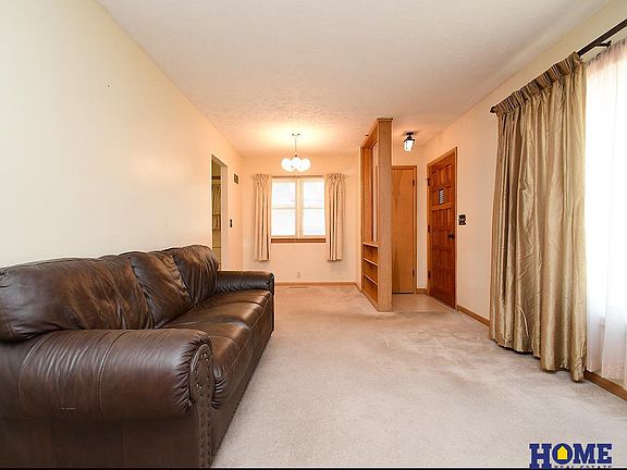 4th image of 901 Mahoney Dr