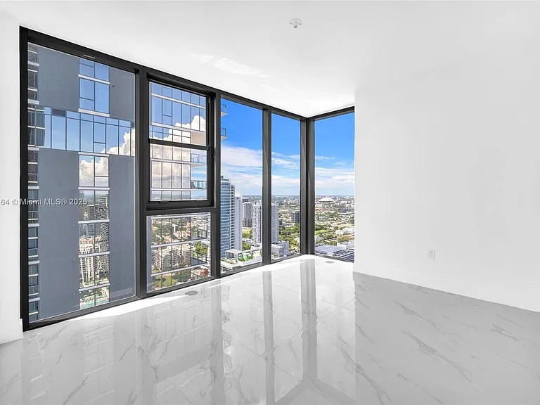 700 NE 24th St #4507 — Photo 38