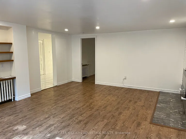 347 Walmer Rd #BASEMENT — Photo 13