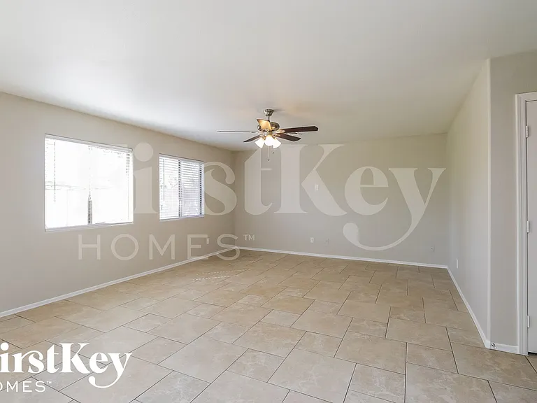 30954 N Desert Honeysuckle Dr — Photo 3