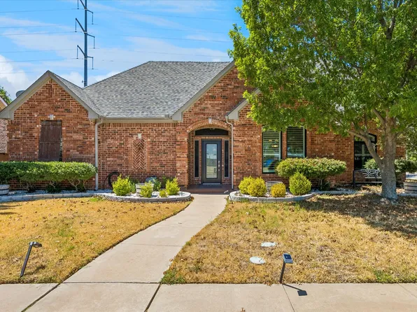 3800 Deer Forest Dr, Denton, TX 76208