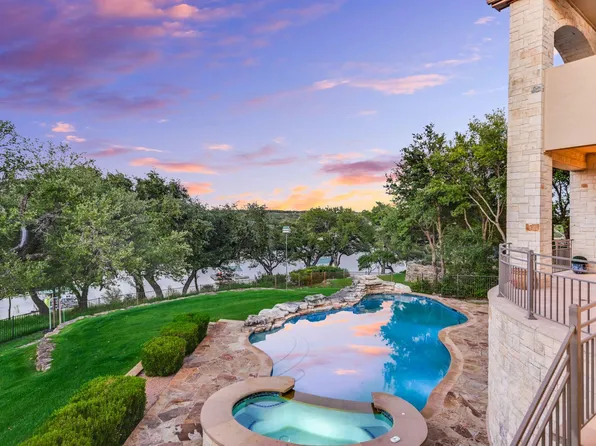 3004 Travis Lakeside Dr, Spicewood, TX 78669