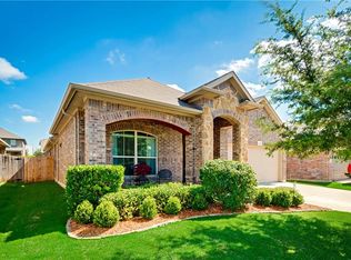 1329 Amazon Dr, Justin, TX 76247
