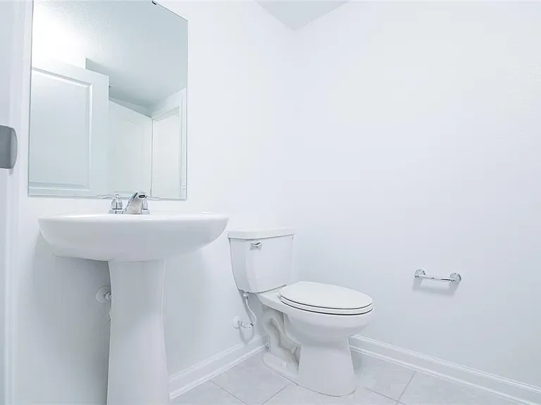 2642 Runners Cir — Photo 27
