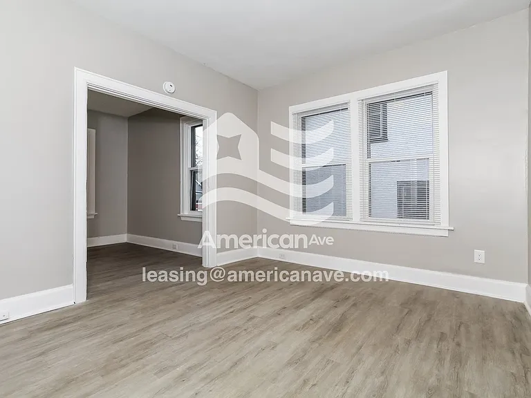 500000_005_wm_-_dining_room_13440943.jpg