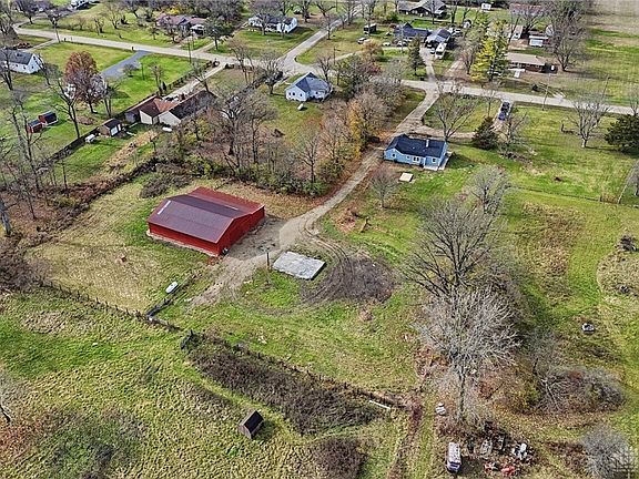 5th image of 9185 S Mann Rd