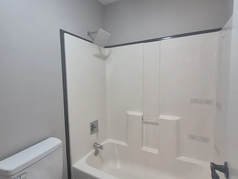 202 Tree Line Dr — Photo 12
