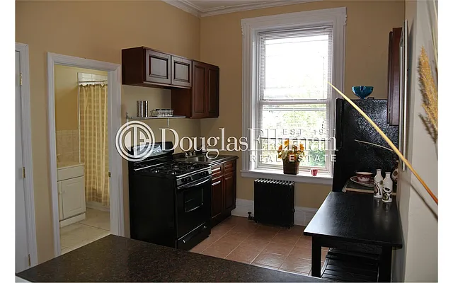 Rented by Douglas Elliman | media 17